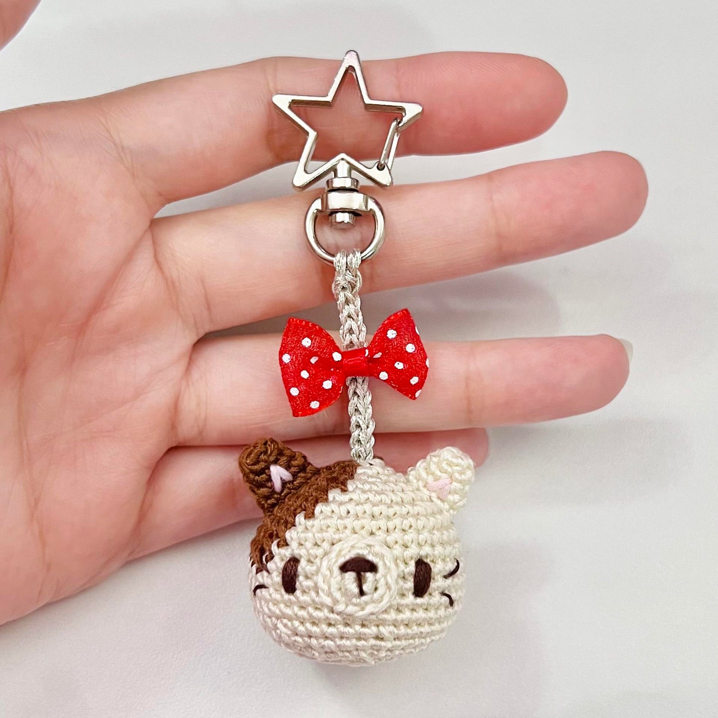 Bi-Color Cat Keychain Pattern