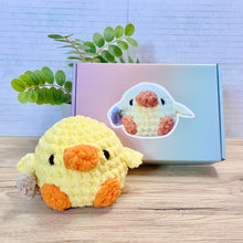 Load image into Gallery viewer, Duck with Knife DIY Kit

